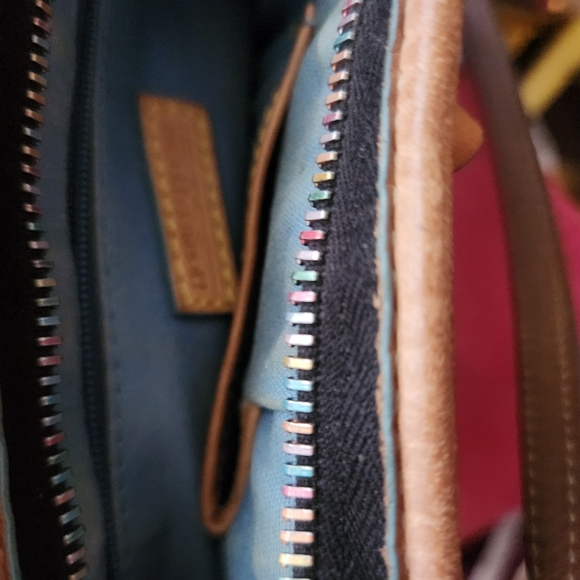 Dooney & Bourke handbag - Picture 5 of 5